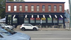 Plant City at Plant City in Providence