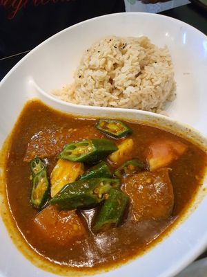 Assam curry fish set with brown rice ~ 13/4 /21 at Food in The Woods 小树林 in Northeast Singapore
