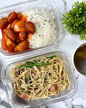 takeaway at Food in The Woods 小树林 in Northeast Singapore