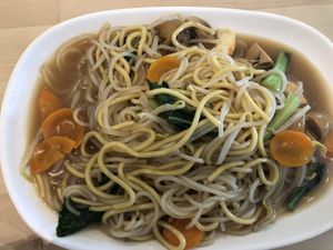 hokkien prawn noodles (no egg option) $4.50 👍🏻👍🏻👍🏻 at Food in The Woods 小树林 in Northeast Singapore