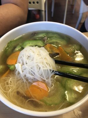 bittergourd beehoon soup $6 👍🏻👍🏻 at Food in The Woods 小树林 in Northeast Singapore