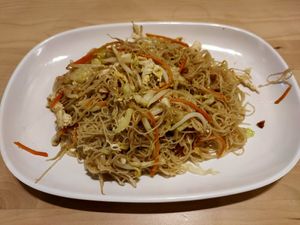 The sin chew bee hoon was cooked till very fragrant at Food in The Woods 小树林 in Northeast Singapore