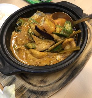 claypot thai style assam fish red curry $10 👍🏻👍🏻👍🏻 at Food in The Woods 小树林 in Northeast Singapore