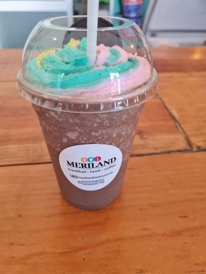 Oreo Drink at Meriland in Merida