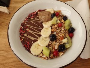 Chocolate and peanut butter smoothie bowl at Kat's Kitchen Grab'N'Go in Split