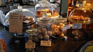 Their bakery, some vegan, some gluten free, some raw, some sugar free at Björk in Nora