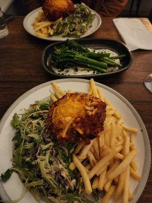  at Ballard's in Thornbury