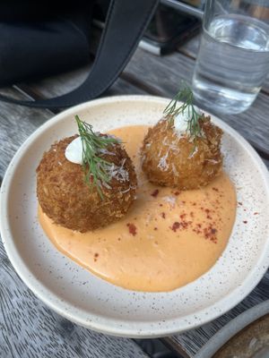   at Ballard's in Thornbury