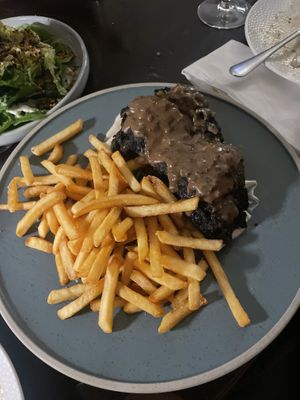   at Ballard's in Thornbury