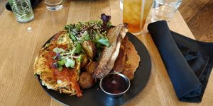 Irene's massive breakfast at Hello 123 in Montreal