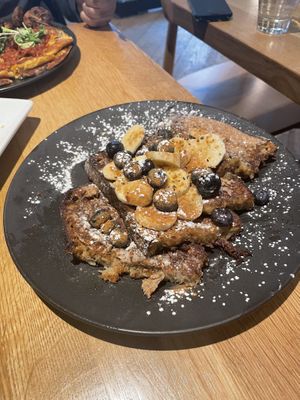 French Toast with blueberries, bananas and almond butter. / Pain doré avec des bleuets, de la banane, et du beurre d’amande  at Hello 123 in Montreal