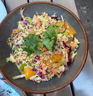 Chinois On Beverly Salad at Nic's on Beverly in Los Angeles