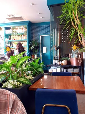  at Nic's on Beverly in Los Angeles