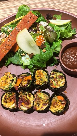 Raw nori rolls   at Buenos Aires Verde - Gorriti in Buenos Aires