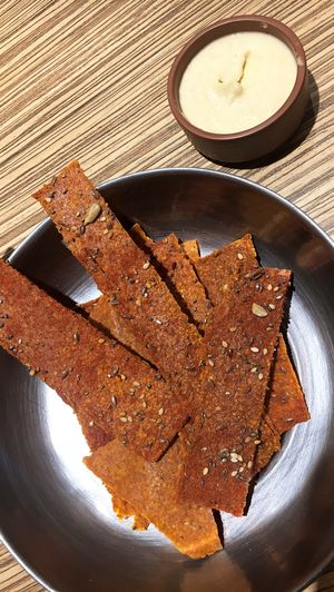 Raw crackers with hummus  at Buenos Aires Verde - Gorriti in Buenos Aires