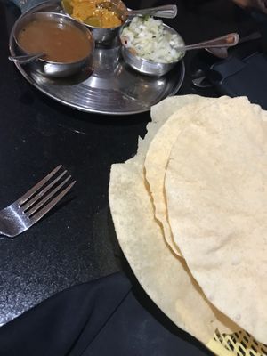 Papadam at Maharaja Indian Cuisine in Chipping Campden