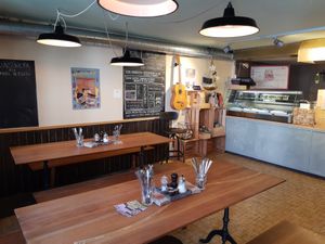 Interior at Pastarazzi in Stans