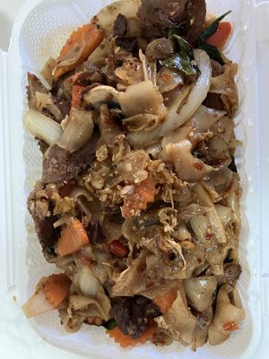 Drunken Noodles    at Sabai Sabai Thai Kitchen in Oceanside