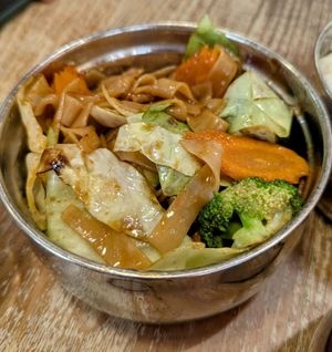 Vegetable street noodles (no egg) at Thaikhun in Bath