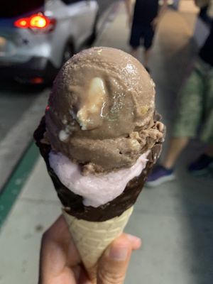 Rocky road and taro flavour  at Hug Life in Long Beach