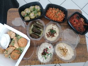 Vegan mezze for 2 at Maison Du Liban in Nancy