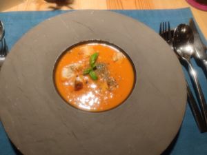 Tomato soup with bread instead of croutons at aufatmen in Leutasch