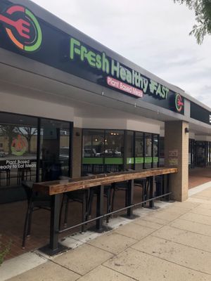 Store front at Whole Harvest Meal Delivery in Leawood