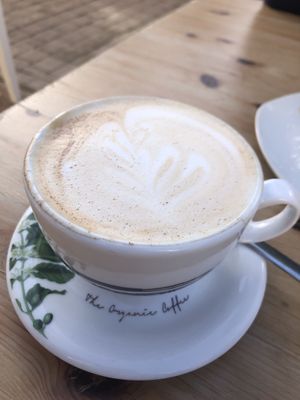 Cappuccino mit Hafermilch   at Donna Vegana in Mallorca