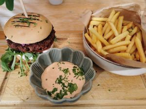 Burger at Donna Vegana in Mallorca