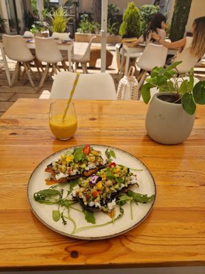  at Donna Vegana in Mallorca