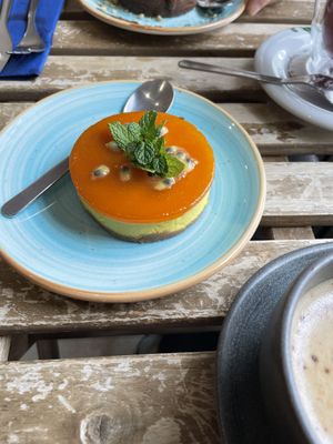 Mango cheesecake   at Donna Vegana in Mallorca