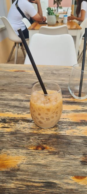 Iced latte  at Donna Vegana in Mallorca