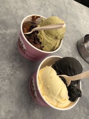 vegan sacher, pistaccio, maracuja & black hawaian  at Piran Pirano PastIccerIa in Piran