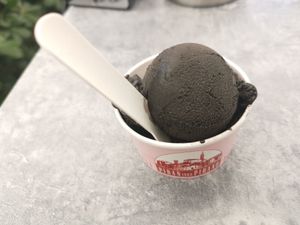 Black hawaii at Piran Pirano PastIccerIa in Piran