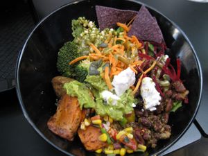 Bol Aztèque at Copper Branch in Strasbourg