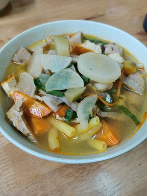 Macaroni soup at Bo De Tam Bodhicitta in Da Nang