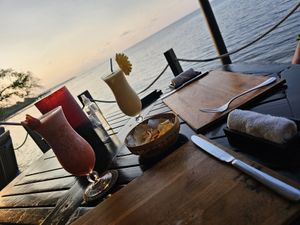 Fresh fruit mocktails and free vegan appetiser at The Pantai in Singaraja