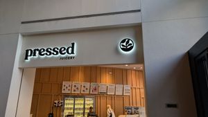  at Pressed Juicery in Bellevue