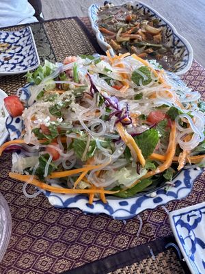Vermicelli salad with tofu   at Villa Thai in Tahiti