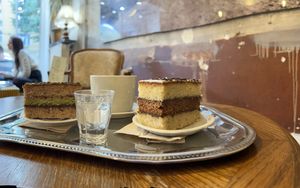 Plate  at Fox in Metz