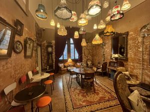 Achtetkamertje😉 at Fox in Metz