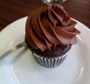 cupcake at My Vegan in Pasadena