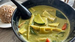 Green curry  at My Vegan in Pasadena