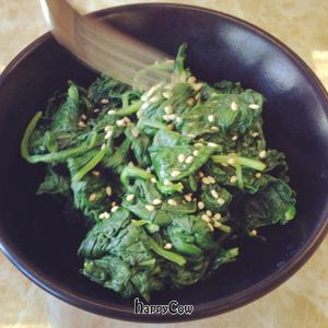 spinach salad at My Vegan in Pasadena