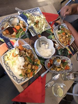 Yum! En handig om samen te delen en van te eten at Pinto Thai in Enschede