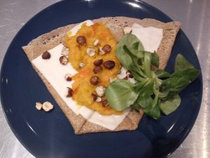 different vegetables with nuts, deglets or veg.spread - vegan
or vegetarian with different cheeses at Crêperie Chez Moi in Eschwege