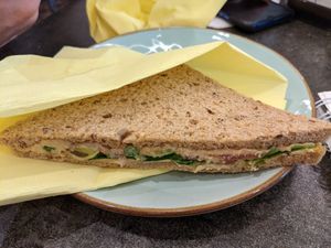 Tramezzino with hummus, avocado, lettuce, tomate at Senso Unico in Olbia