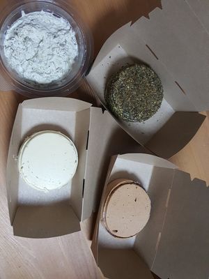 домашни веган сируна от кашу, орехи и слънчогледена майонеза at IoleBakery in Sofia