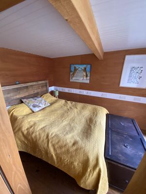 Second bedroom (The cabin)  at The Base Vegan Retreat & Small Animal Sanctuary in Bristol
