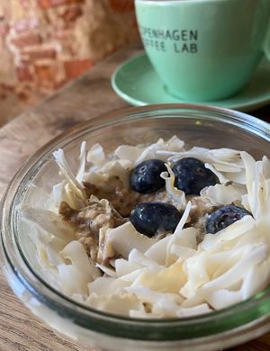 🌱🌱Great coffee and porridge 🌱🌱  at Copenhagen Coffee Lab - Piedade in Lisbon